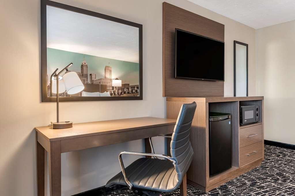 Clarion Pointe Indianapolis Airport Ξενοδοχείο Plainfield Δωμάτιο φωτογραφία