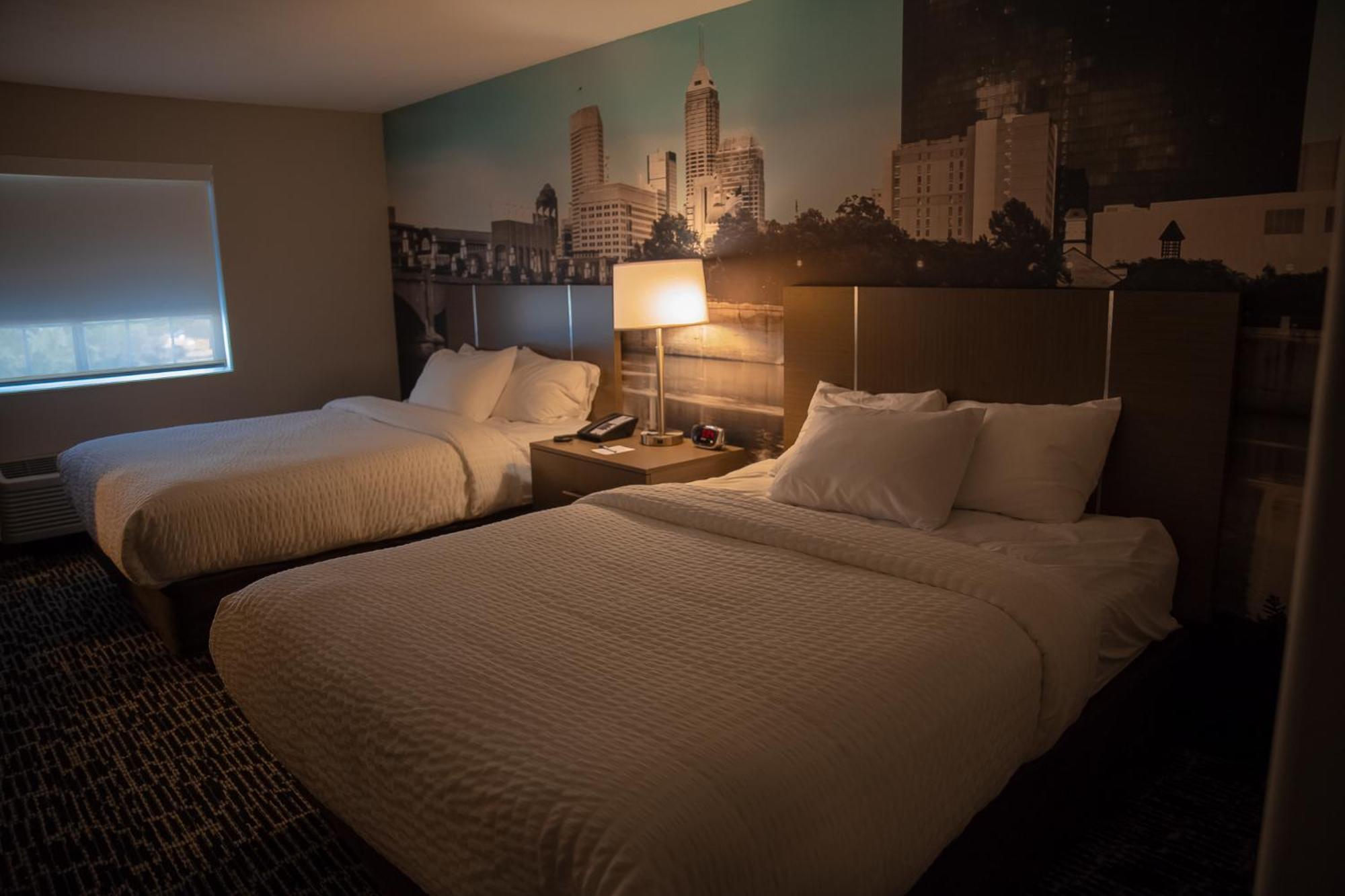 Clarion Pointe Indianapolis Airport Ξενοδοχείο Plainfield Δωμάτιο φωτογραφία